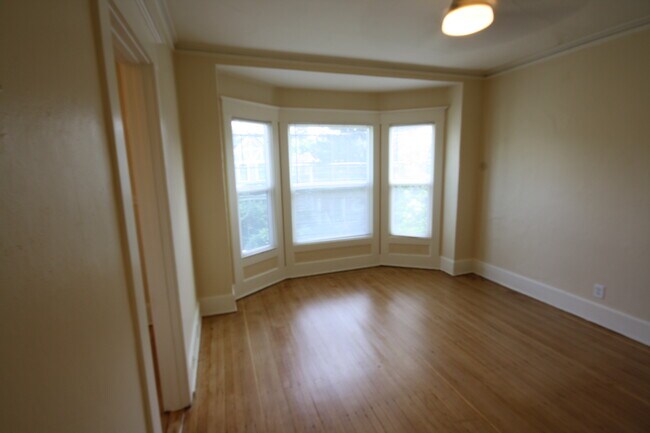 Photo - 910 Southeast 37th Avenue Unit 207