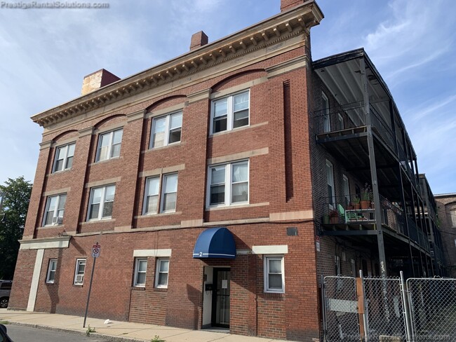 Photo - 2 Woodlawn St Apartment Unit L