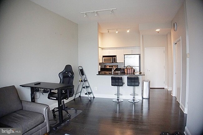 Photo - 7500 Woodmont Ave