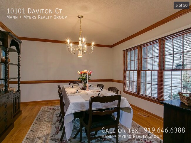 Photo - 10101 Daviton Ct