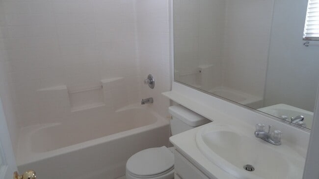 Photo - Beautiful Loma Linda Home with 3 Master Bedrooms with own Bathrooms