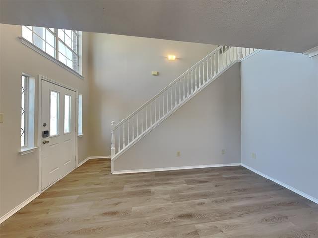 Photo - 1110 Orangewood Ln