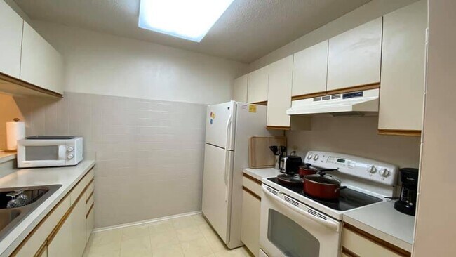 Photo - 27 Plantation Dr Unit 202