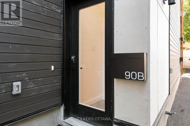 Photo - 90 Hamilton Ave N Unité B