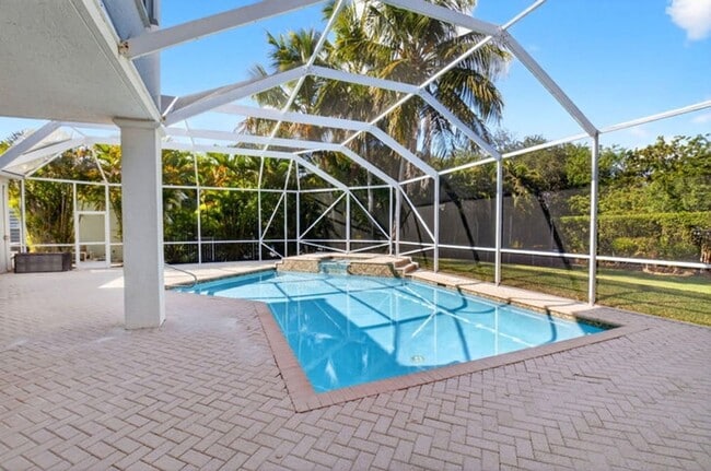 Building Photo - 11119 Blue Coral Dr