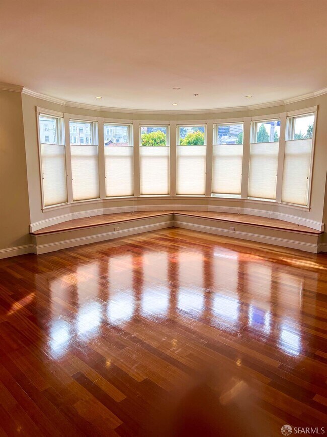 Photo - 798 Stanyan St