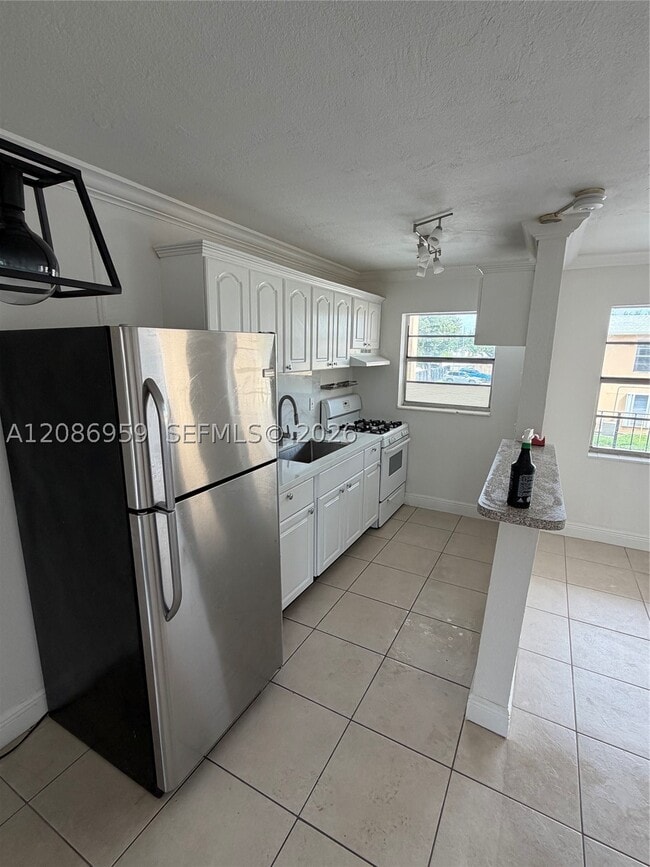 Photo - 3855 SW 79th Ave Unit 19