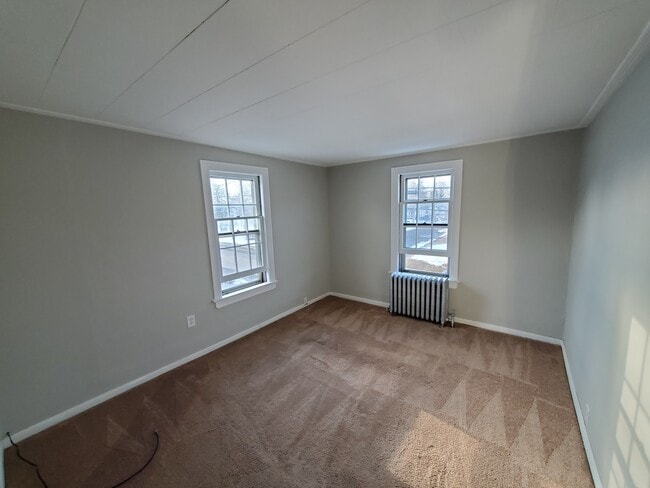 Building Photo - 396 W Clements Bridge Rd Unit 2