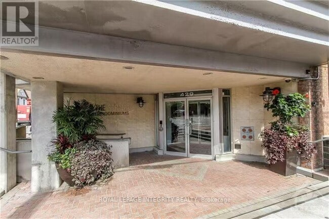 Photo - 429 Somerset St W Unit 604