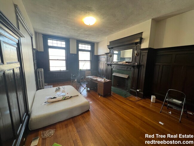 Photo - 1905 Beacon St Unit 2F