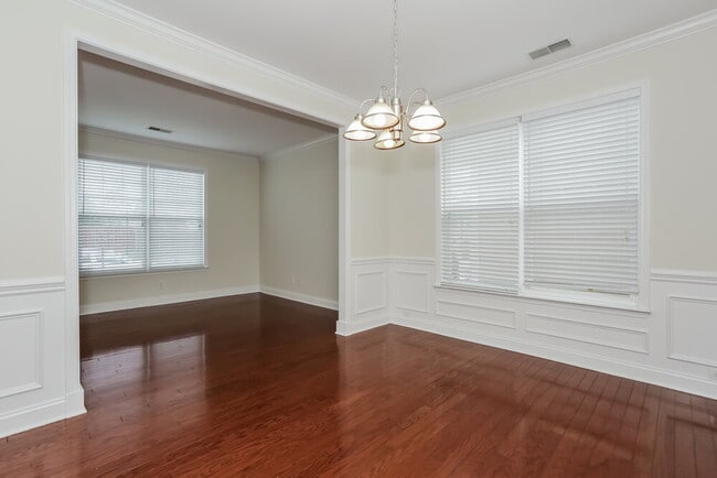 Photo - 10430 Carver Falls Rd