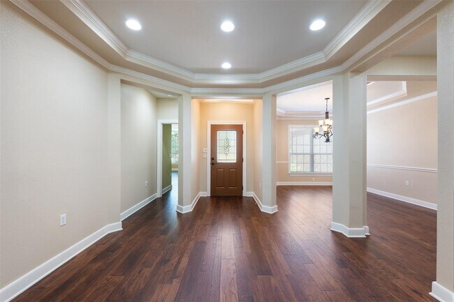 Photo - 202 River Rock Dr