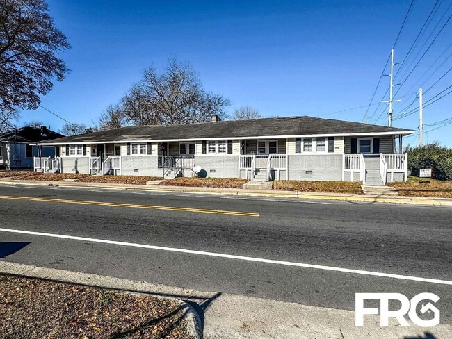 Photo - 600 Howell St Unit D