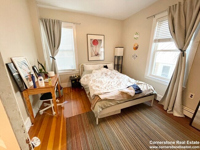 Photo - 76 Parker Hill Ave Unidad 1