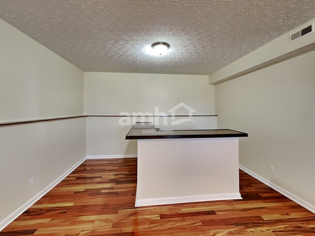 Photo - 10136 Corona Ln