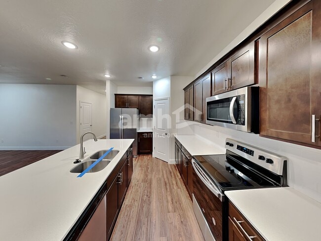 Photo - 231 Allen Ln