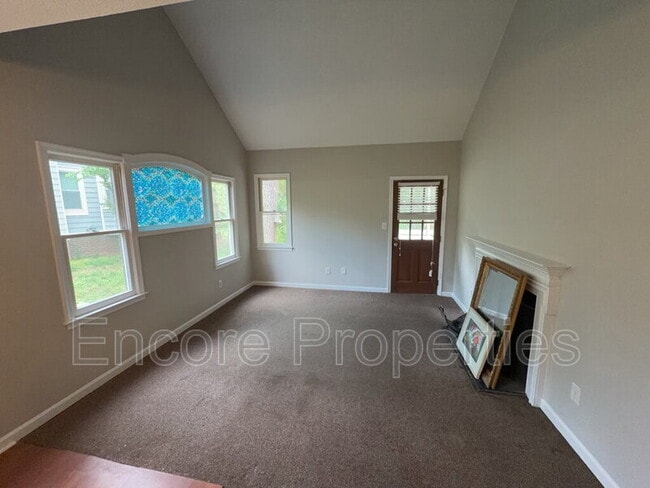 Photo - 5120 Lundy Dr