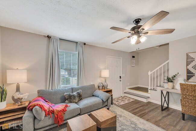 Photo - 2304 Salt Springs Pl