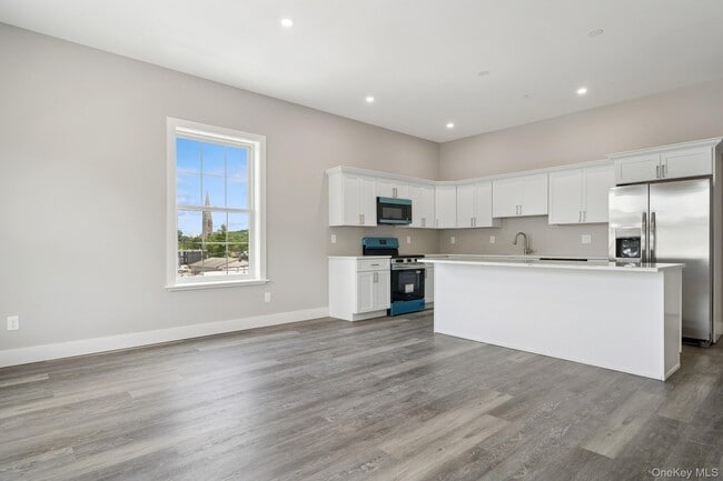 Photo - 153 Greenwich Ave Unit 201