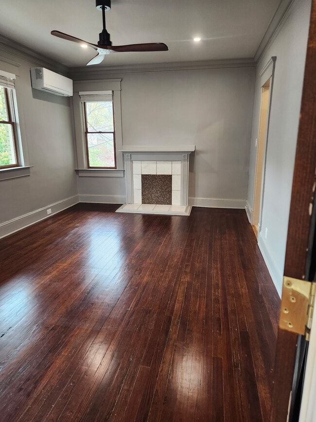 Living Room - 250 5th St NE Unit 2