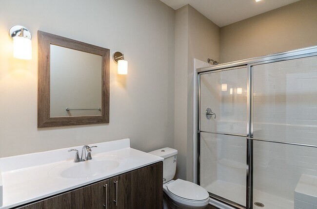 Photo - One Bedroom plus Den Luxury Apartment (Wal... Unit 5307