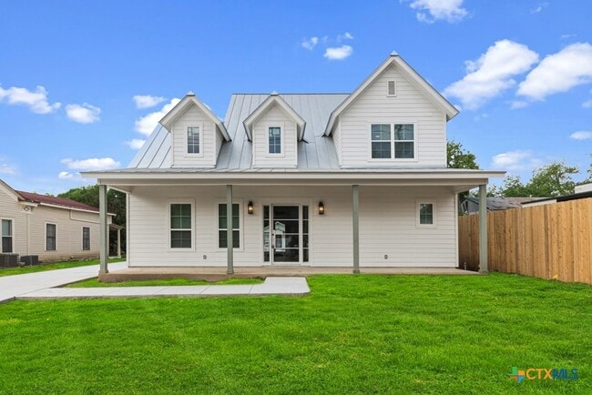 Building Photo - 158 S Academy Ave