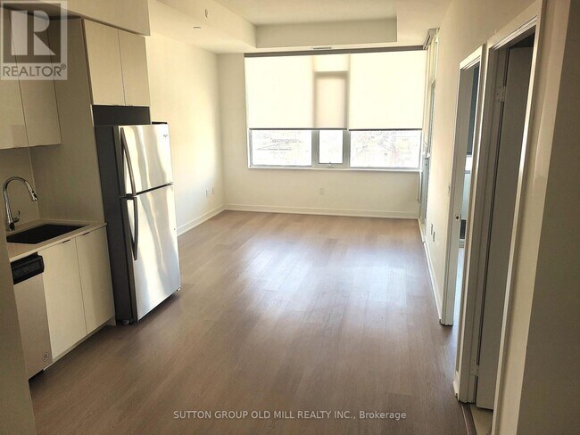 Photo - 859 The Queensway Unité 806