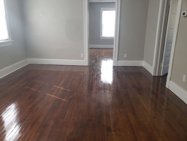 Photo - 2942 N 27th St