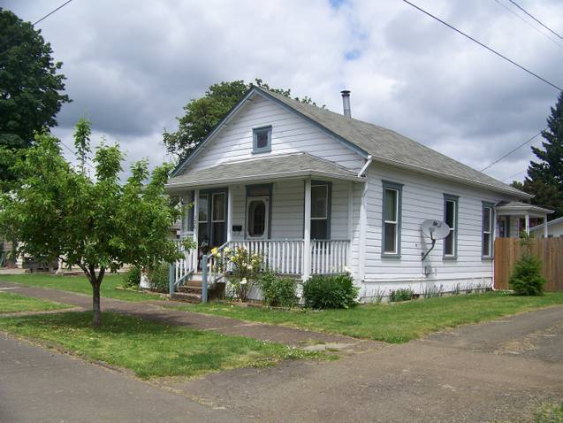 VIDEOTOUR: Charming Remodeled Home, Hardwo... - VIDEOTOUR: Charming Remodeled Home, Hardwo...