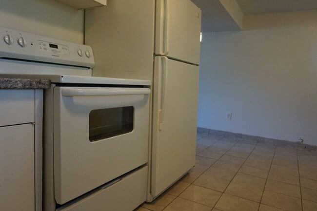 105 W 250 N Unit 105-3
