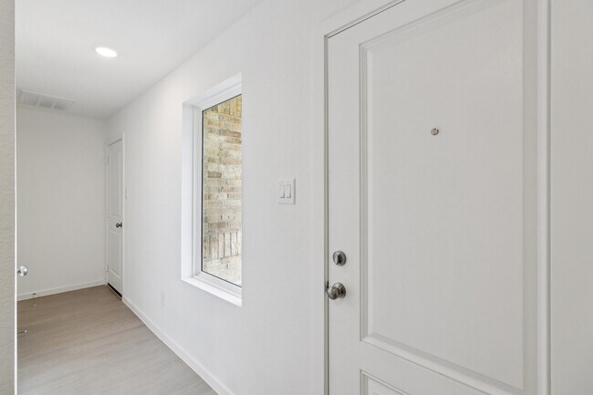 Photo - 28727 Texas Plns Dr