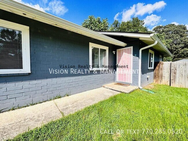 Photo - 1016 Linam Ave SE Unit B