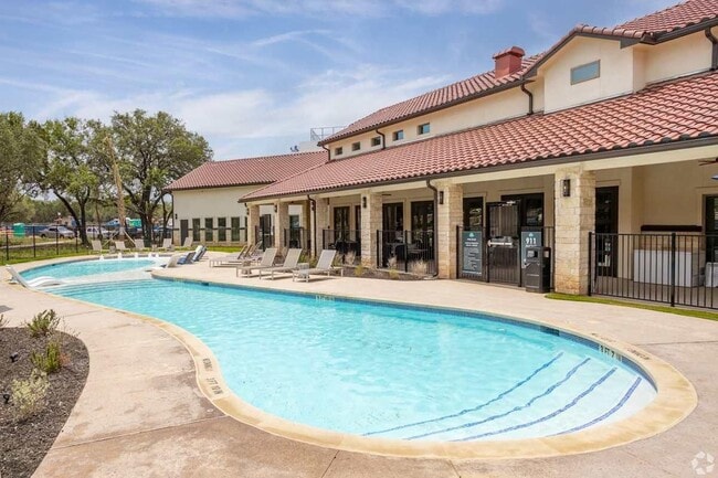 Building Photo - 9019 N Lake Creek Pkwy Unit Anderson