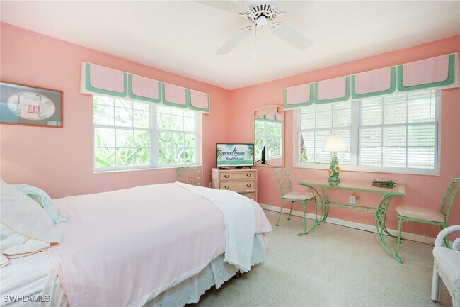 Photo - 361 1st Ave N