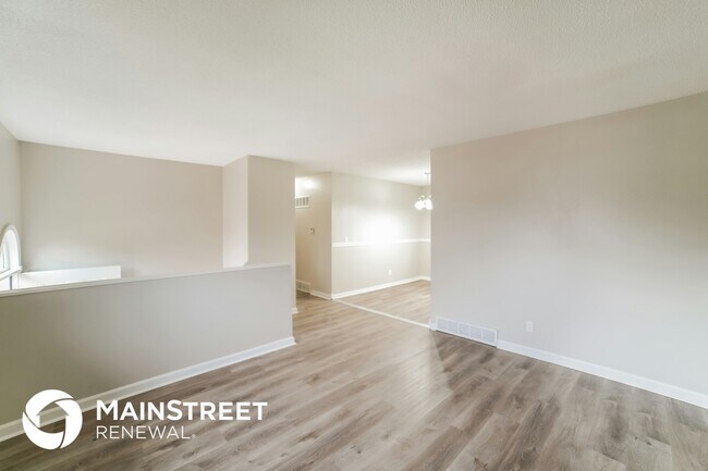 Photo - 201 Mc Clellan Dr