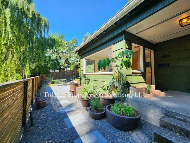 Photo - 3206 SW 13th Ave