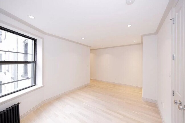 199 West 10th Street - 199 West 10th Street Apartment Unit 3C
