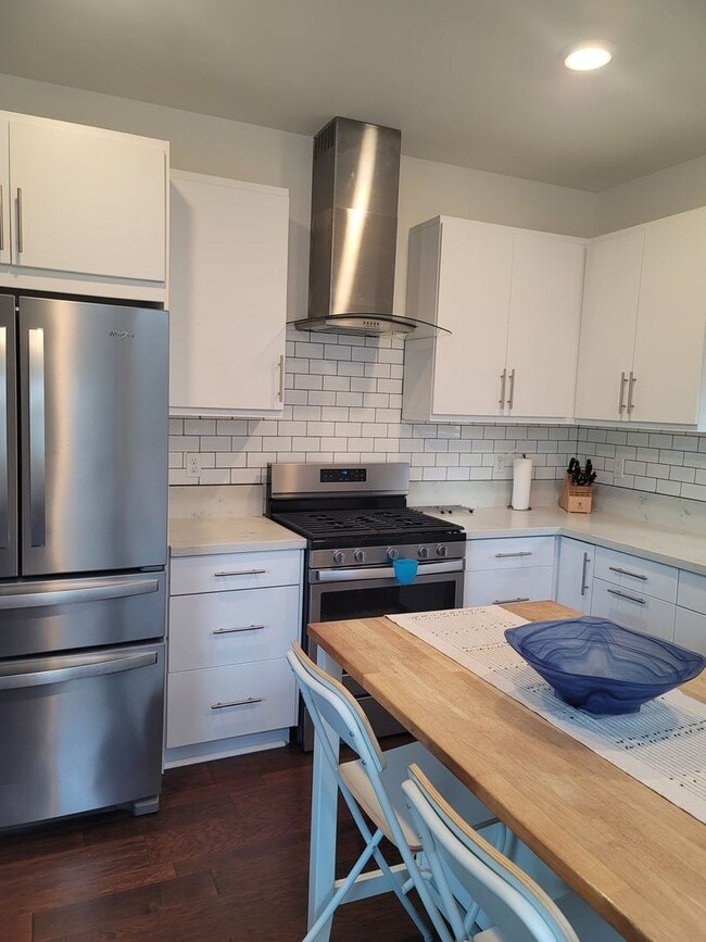 Photo - Cozy condo with roof top balcony in Downtown Sacramento