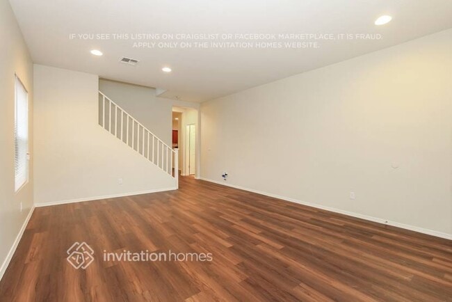 Photo - 17661 W Lundberg St