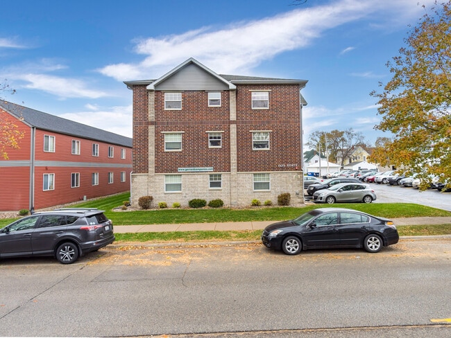 Photo - 1125-1135 State Street