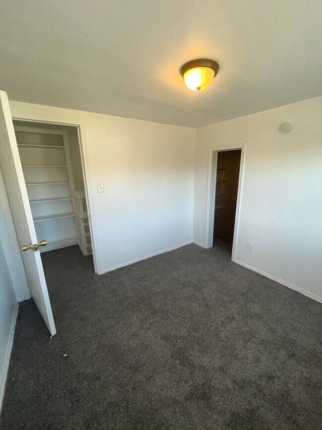 Renovated 3bd/1bath Home 1250 Rental For Rent in Eastpointe, MI