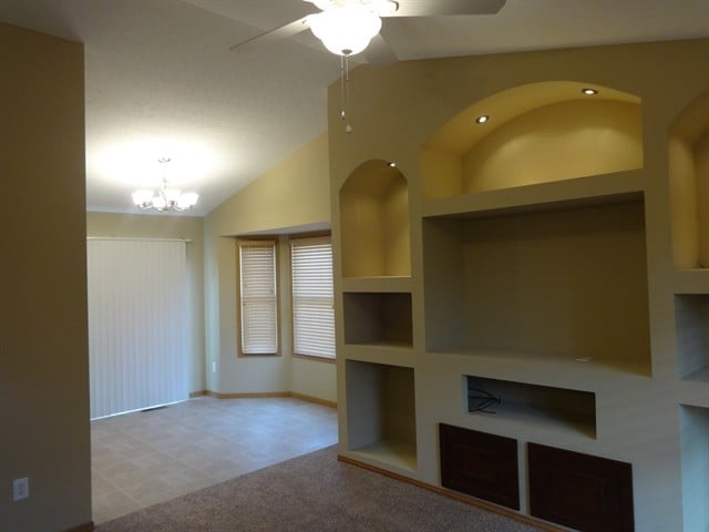 Photo - 949 Rowland Ave