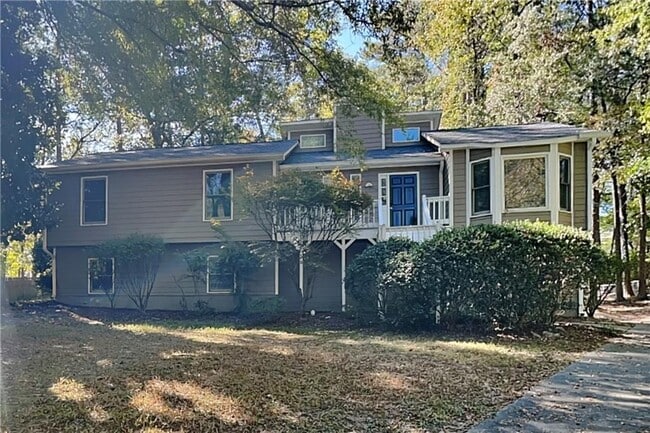 Building Photo - 2530 Lorne Ct SW