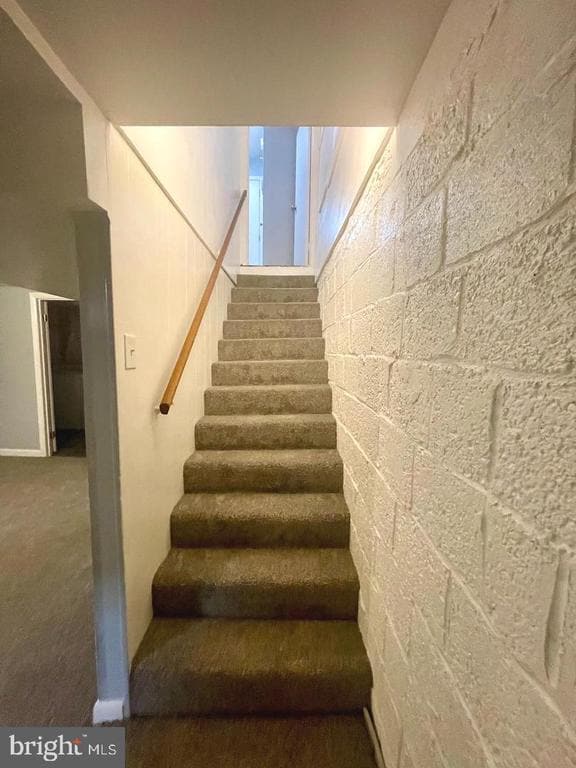 Building Photo - 5028 Roseld Ct Rental
