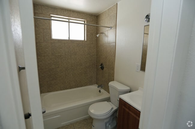 2br1ba-Bathroom