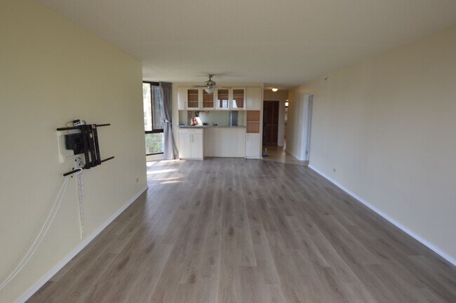 Photo - Country Club Plaza 3 bedroom 2 Bath 2 parking Unidad 613