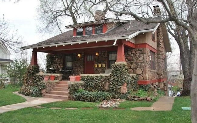 Building Photo - 1528 Mapleton Ave Unit 2