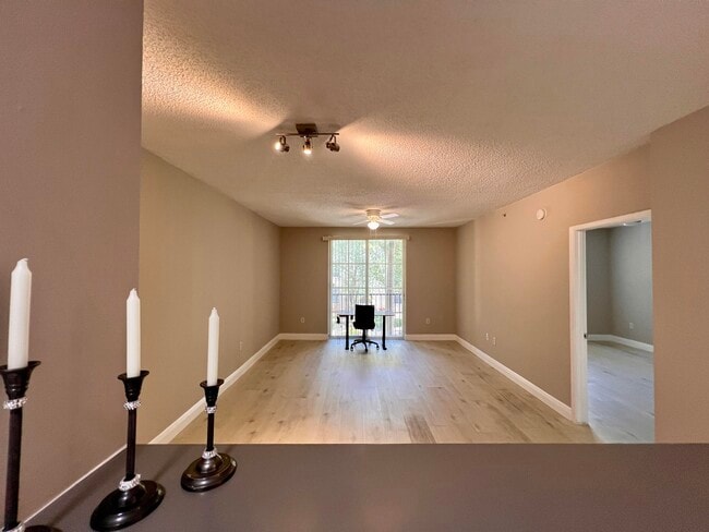 Photo - 630 S Sapodilla Ave Unit 204