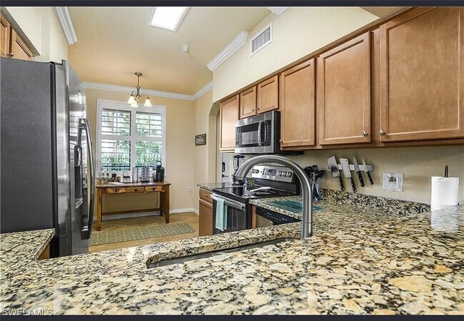 Photo - 9566 Trevi Ct Unidad 4935