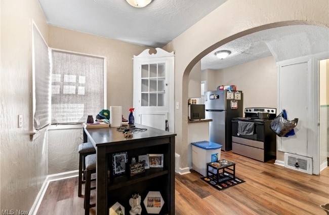 Photo - 1544-1546 Logan Ave NW Unit 1546 Logan ave nw canton